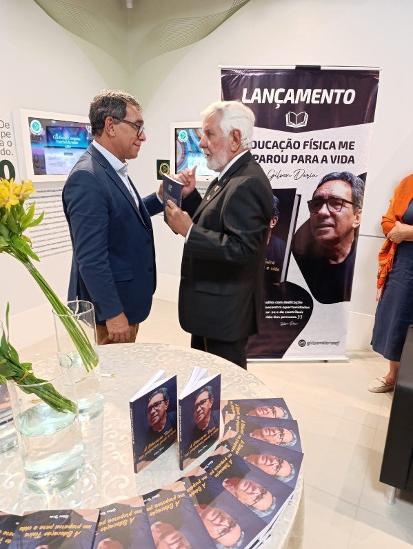 Capa do livro do Conselheiro Gilson Dória e Jorge Steinhilber